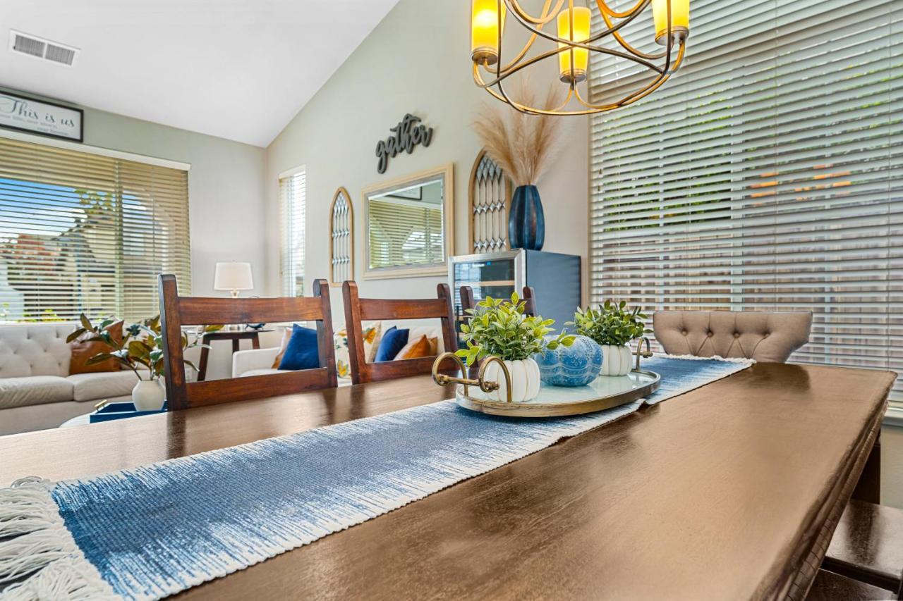 Brand New Listing - Windsor “Winetopia” Getaway מראה חיצוני תמונה