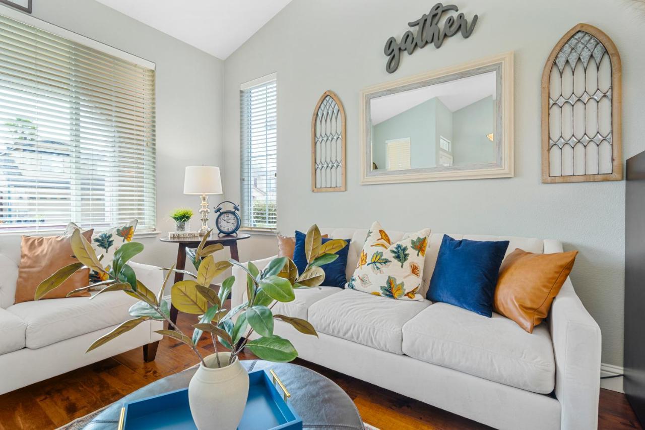 Brand New Listing - Windsor “Winetopia” Getaway מראה חיצוני תמונה