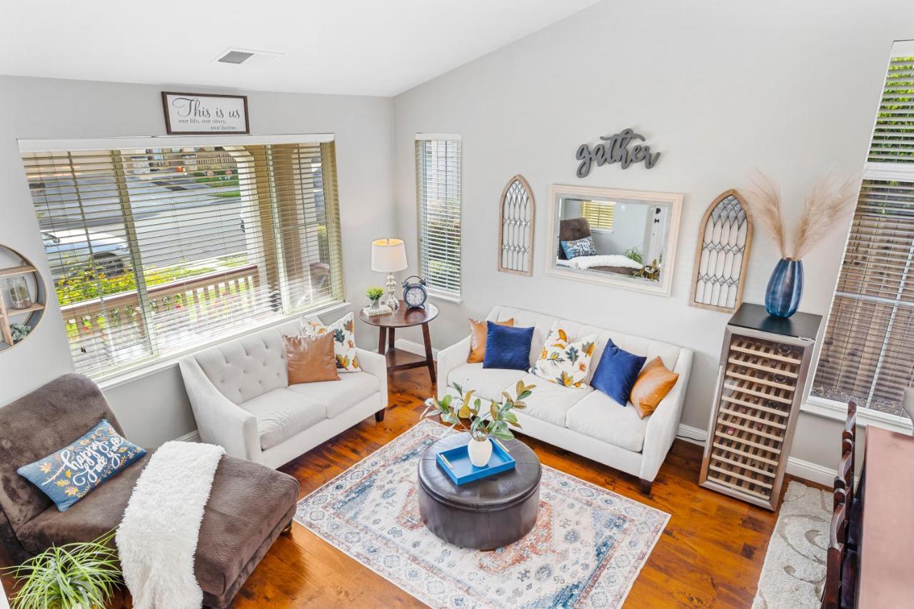 Brand New Listing - Windsor “Winetopia” Getaway מראה חיצוני תמונה
