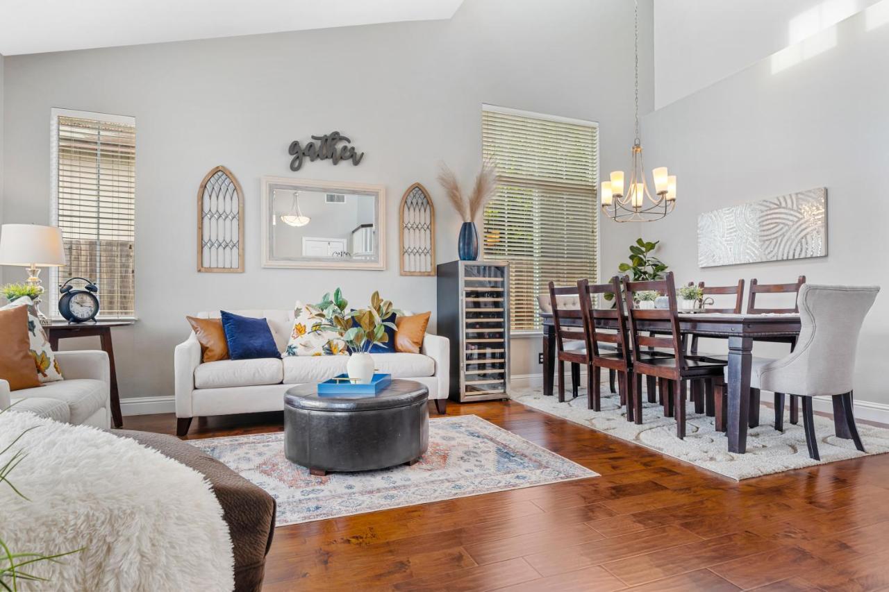 Brand New Listing - Windsor “Winetopia” Getaway מראה חיצוני תמונה