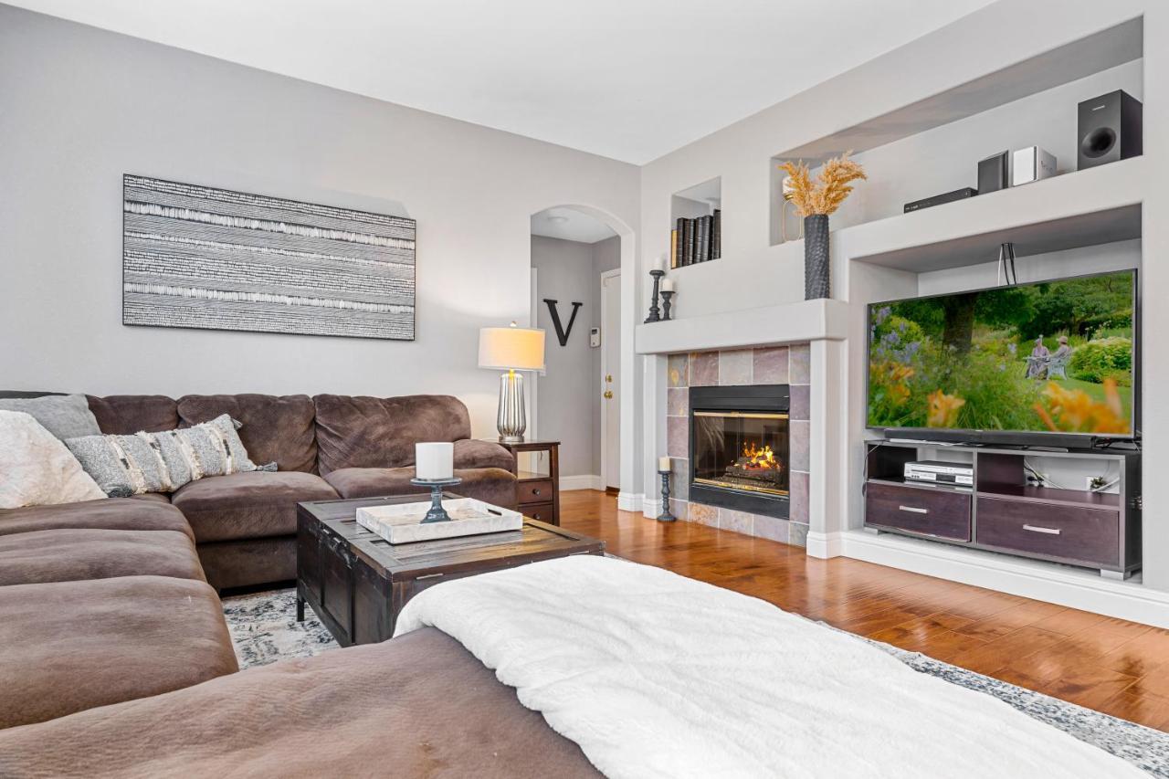 Brand New Listing - Windsor “Winetopia” Getaway מראה חיצוני תמונה