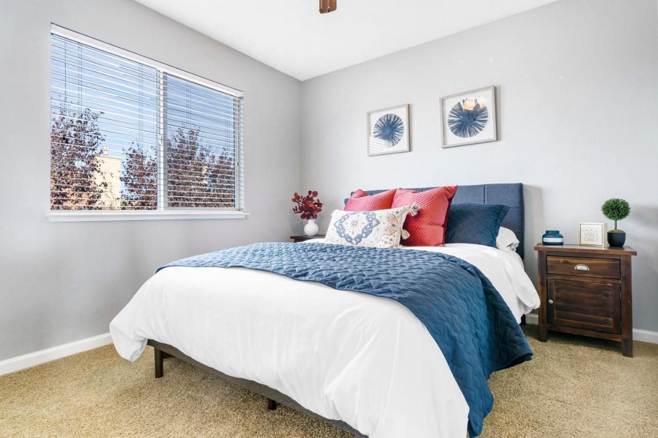 Brand New Listing - Windsor “Winetopia” Getaway מראה חיצוני תמונה